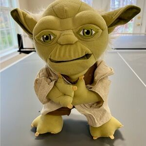 Star Wars Talking Yoda Plush Toy - Green and Beige